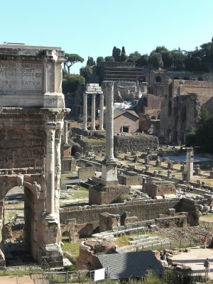 Colosseum for Kids with Ancient Rome - Picture 2