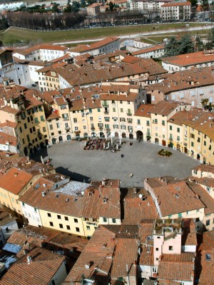 Fun Family Trip to Pisa and Lucca - Picture 2