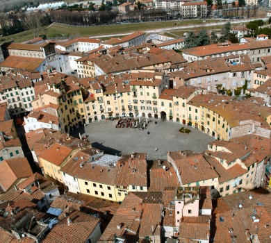 Excursión a Pisa y Lucca