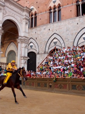 Tour de Siena para niños - Picture 3