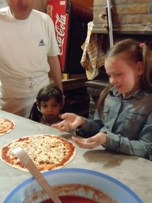 Pizza Making Class for Families - Picture 2