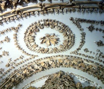 Underground Private Family Tour with Capuchin Crypt