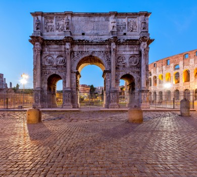Gladiators’ entrance Colosseum Private Tour