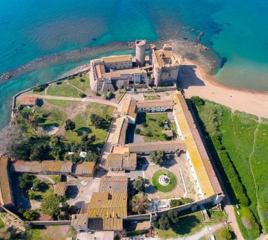 Excursión al Castillo de Santa Severa desde Civitavecchia