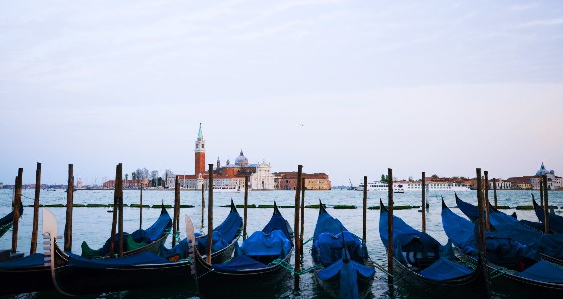 Gondola 8 secrets you should know about Venice symbol Rome Private Guides Blog