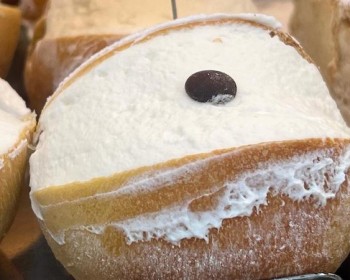 Maritozzo: taste a typical Roman Sweet