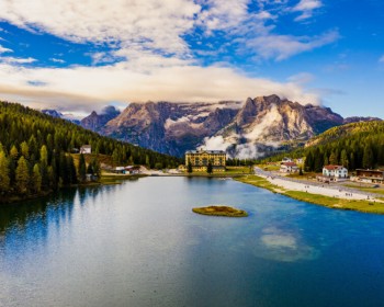 Discovering Lake Misurina, the pearl of Cadore