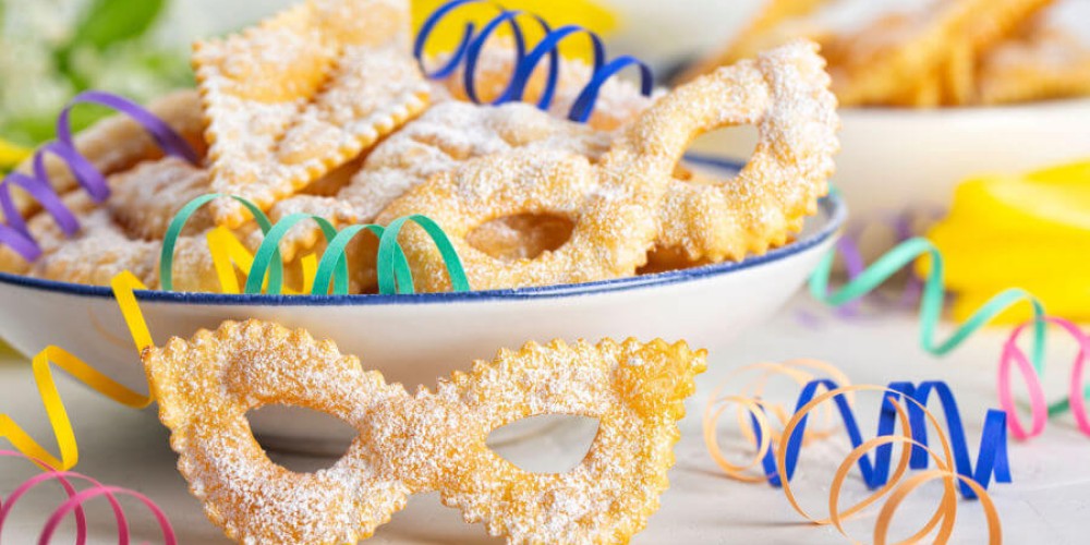 Una guía de auténticos comidas de Carnaval en Italia