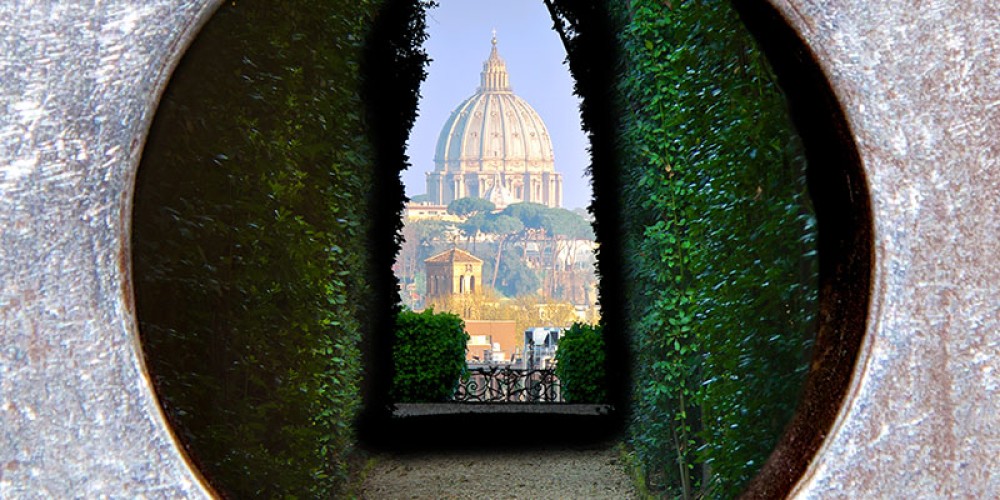 HIDDEN TREASURES OF VATICAN CITY